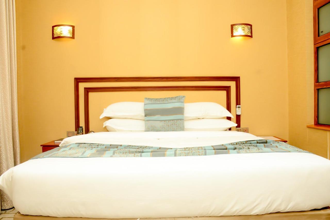 Kim Hotel คิกาลี ภายนอก รูปภาพ