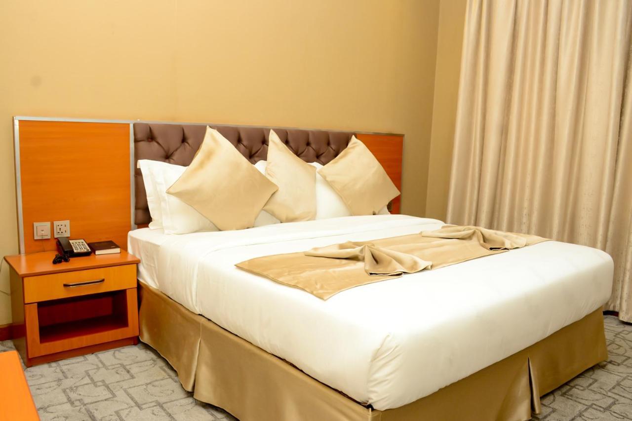 Kim Hotel คิกาลี ภายนอก รูปภาพ