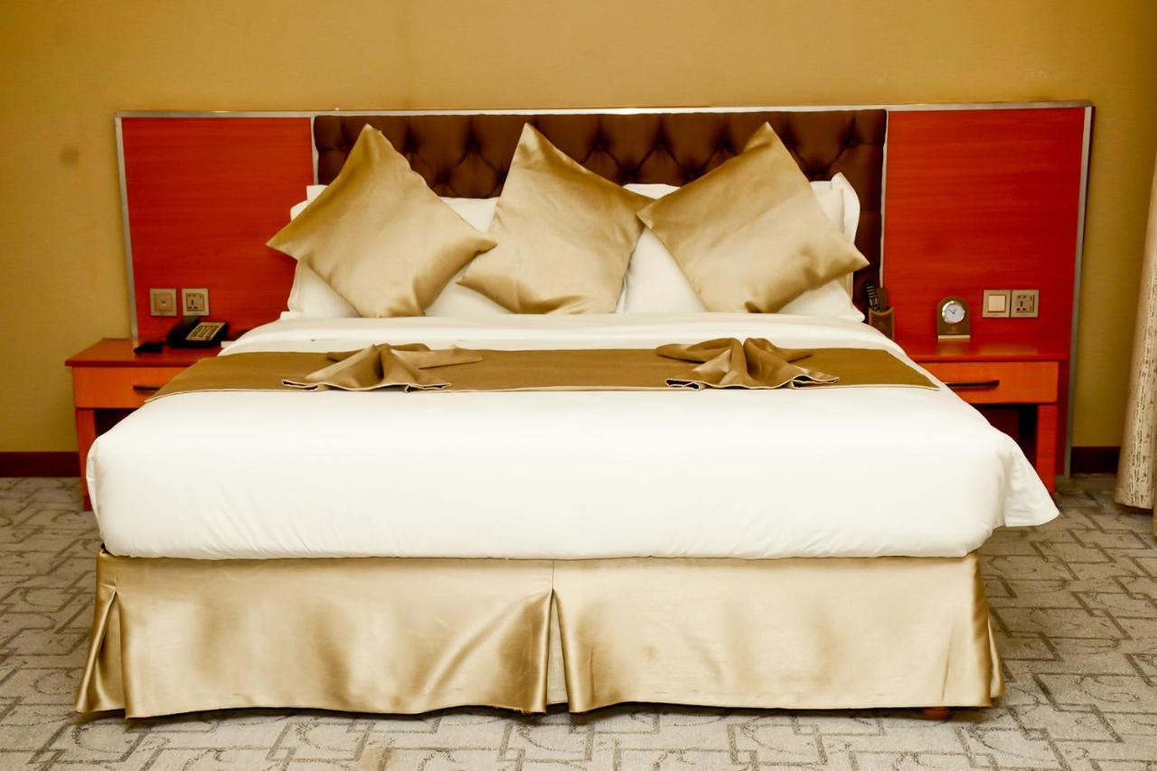 Kim Hotel คิกาลี ภายนอก รูปภาพ